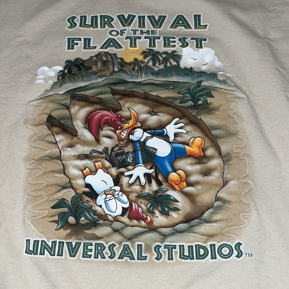 Universal Studios Y2K NWOT Graphic T-Shirt woody woodpecker